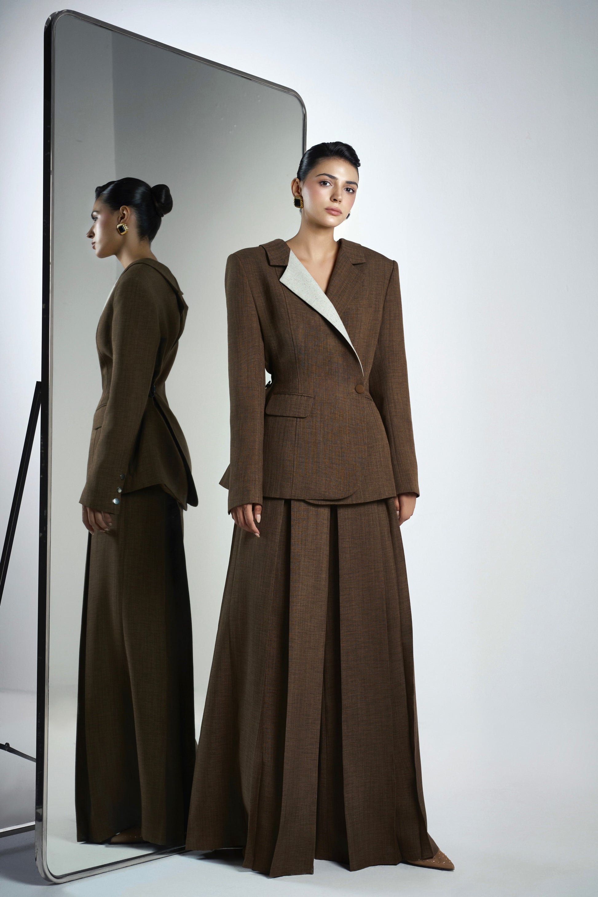 2-side Earth Brown Vest & Van Earth Brown Pants